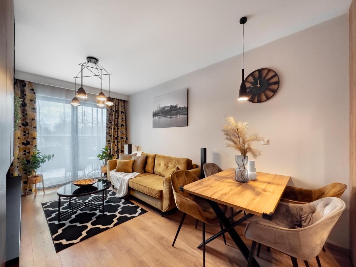Apartament Z Duzym Tarasem W Centrum Krakowa Ngoại thất bức ảnh